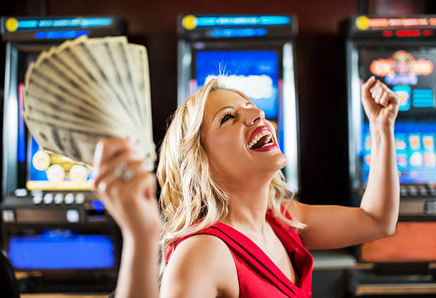 Big Bass Bonanza game interface on gwinbola mobile platform showing five reels, paylines, and bet controls